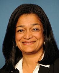 Official portrait of Pramila Jayapal
