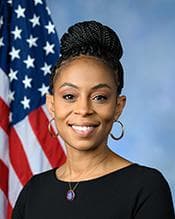 Official portrait of Shontel M. Brown