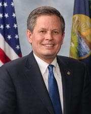 Official portrait of Steve Daines