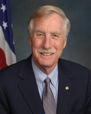 Official portrait of Jr.  Angus S. King