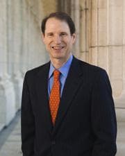 Official portrait of Ron Wyden